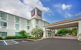 Sleep Inn & Suites Port Charlotte-Punta Gorda