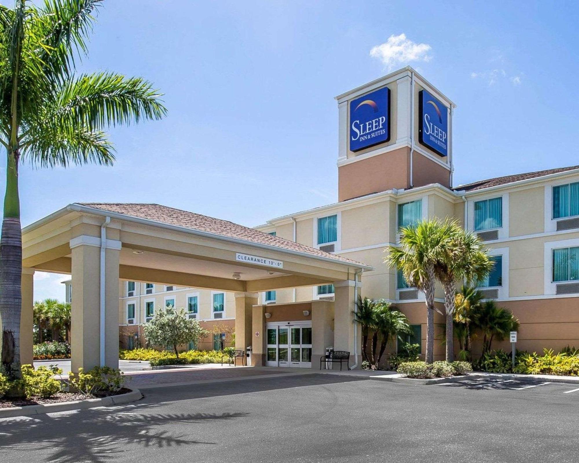 Sleep Inn & Suites Port Charlotte-Punta Gorda Exterior photo