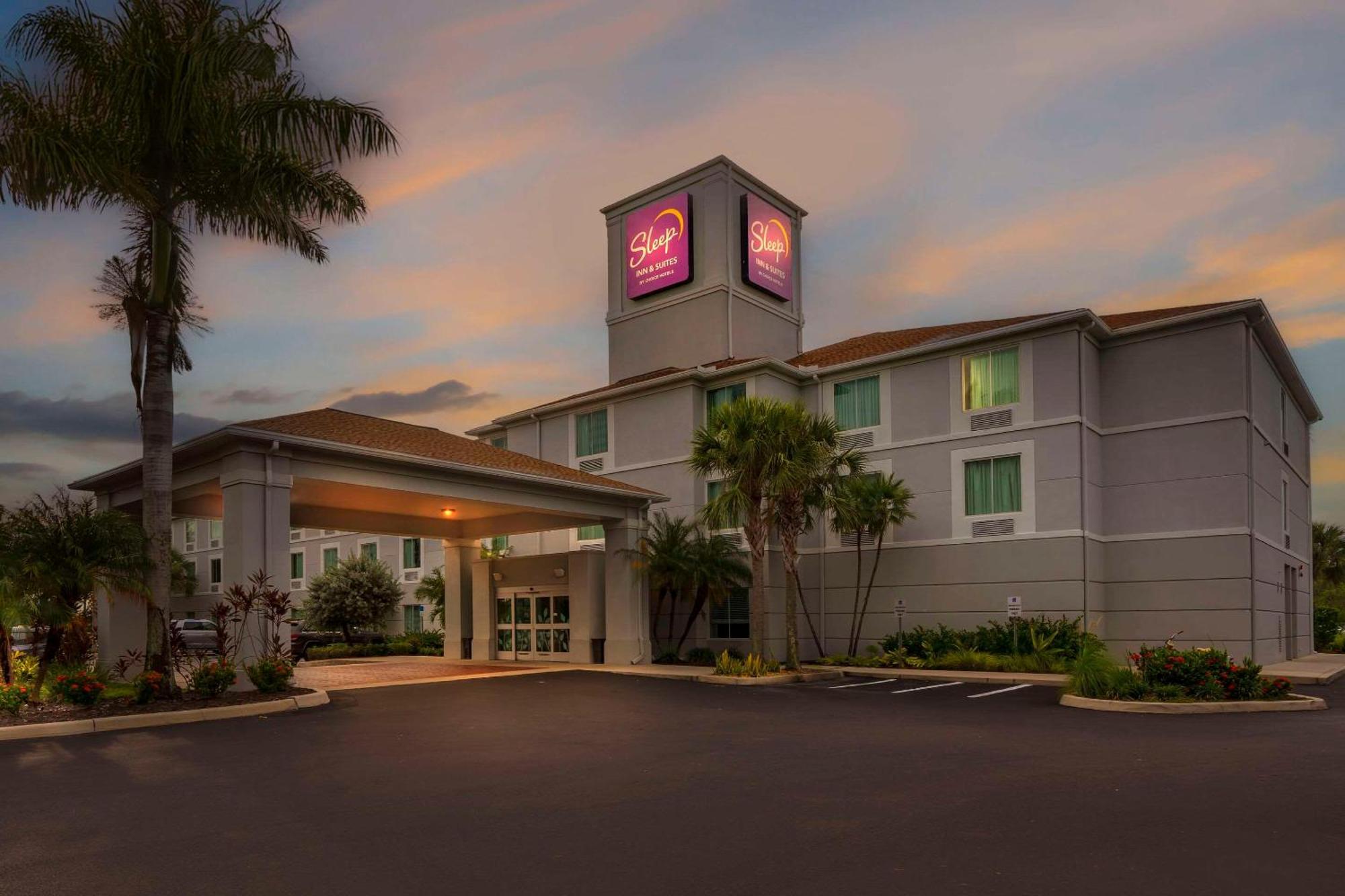 Sleep Inn & Suites Port Charlotte-Punta Gorda Exterior photo